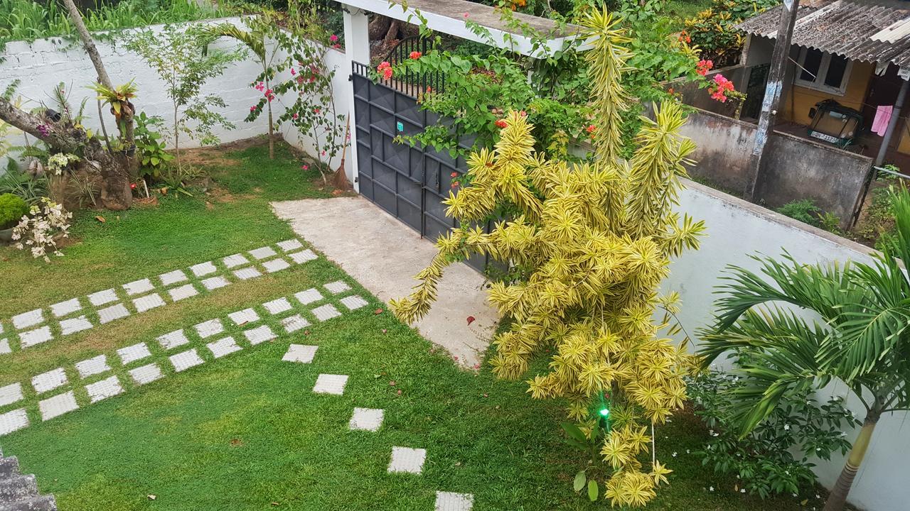 Villa Happy Home Bentota Exterior photo